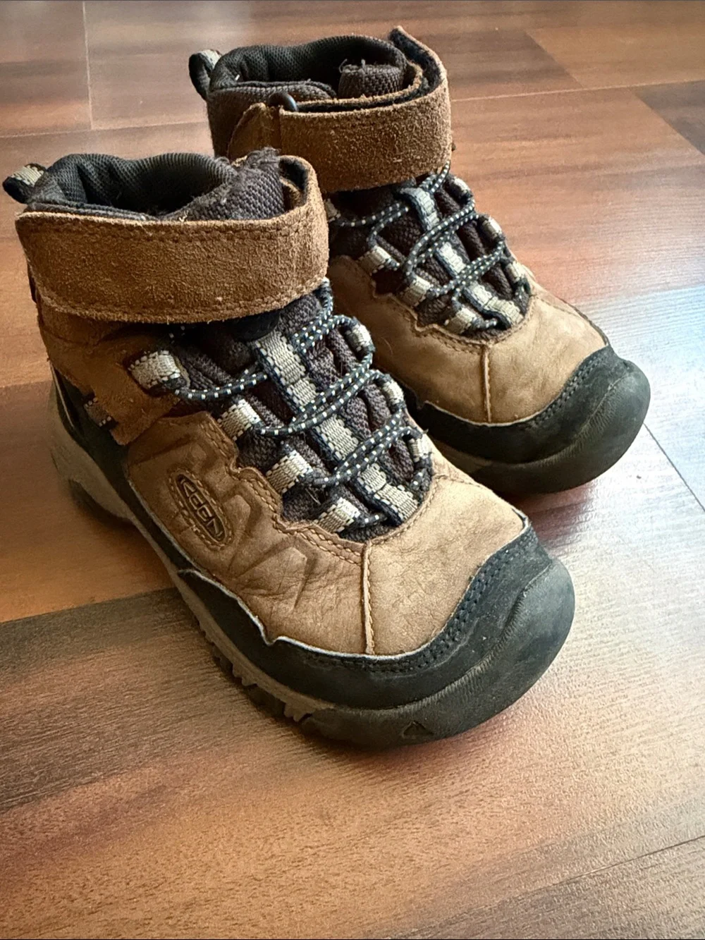 Keen Targhee IV Mid WP Shoe Size 9
